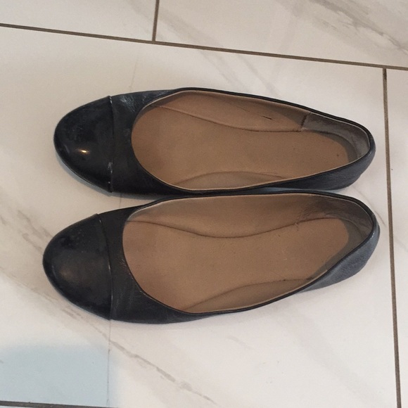 Shoes - Picture 1 of 1